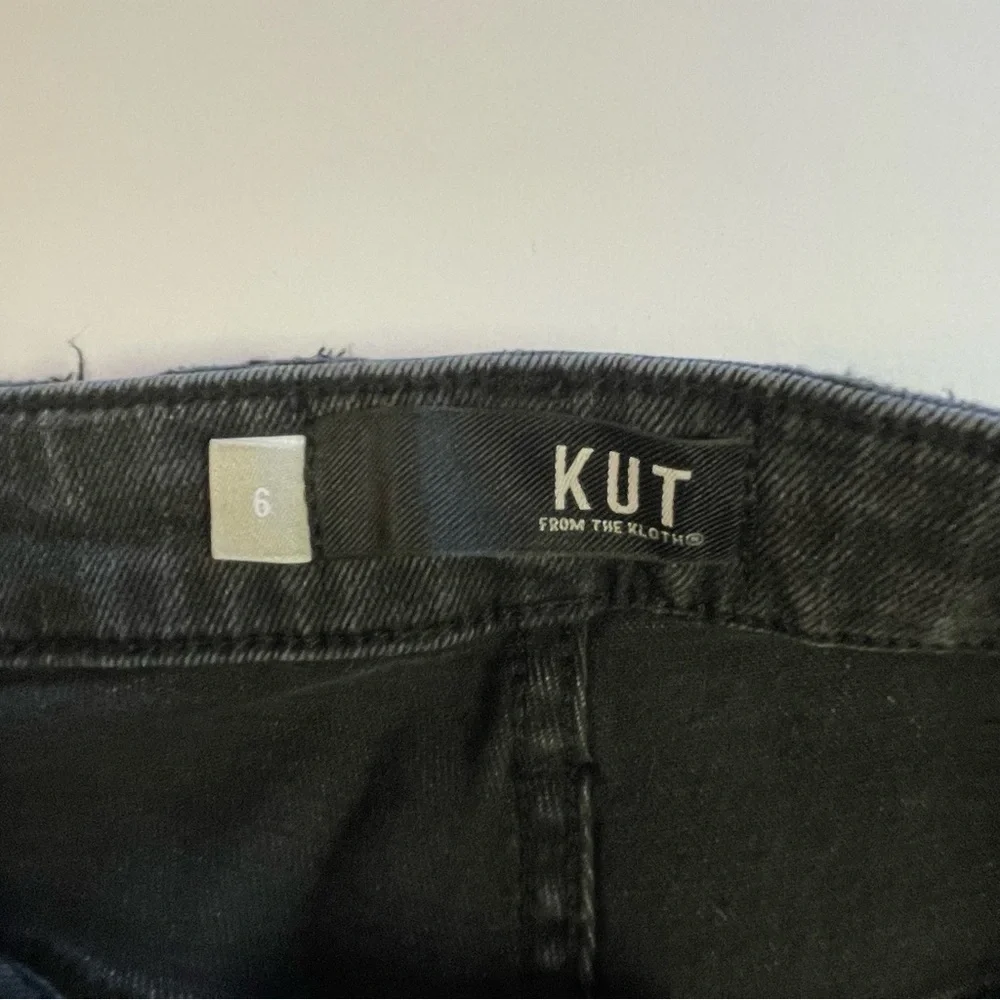 Kut From The Kloth Rosa High-Rise Crop Straight Leg Size 6